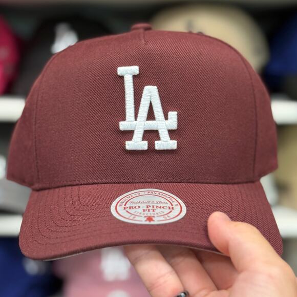 Los Angeles Dodgers A-Frame Mitchell & Ness Snapback Maroon - Picture 2 of 4